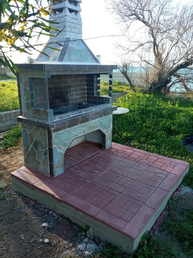 Vasilikis Sea House Villa Lefkímmi Buitenkant foto