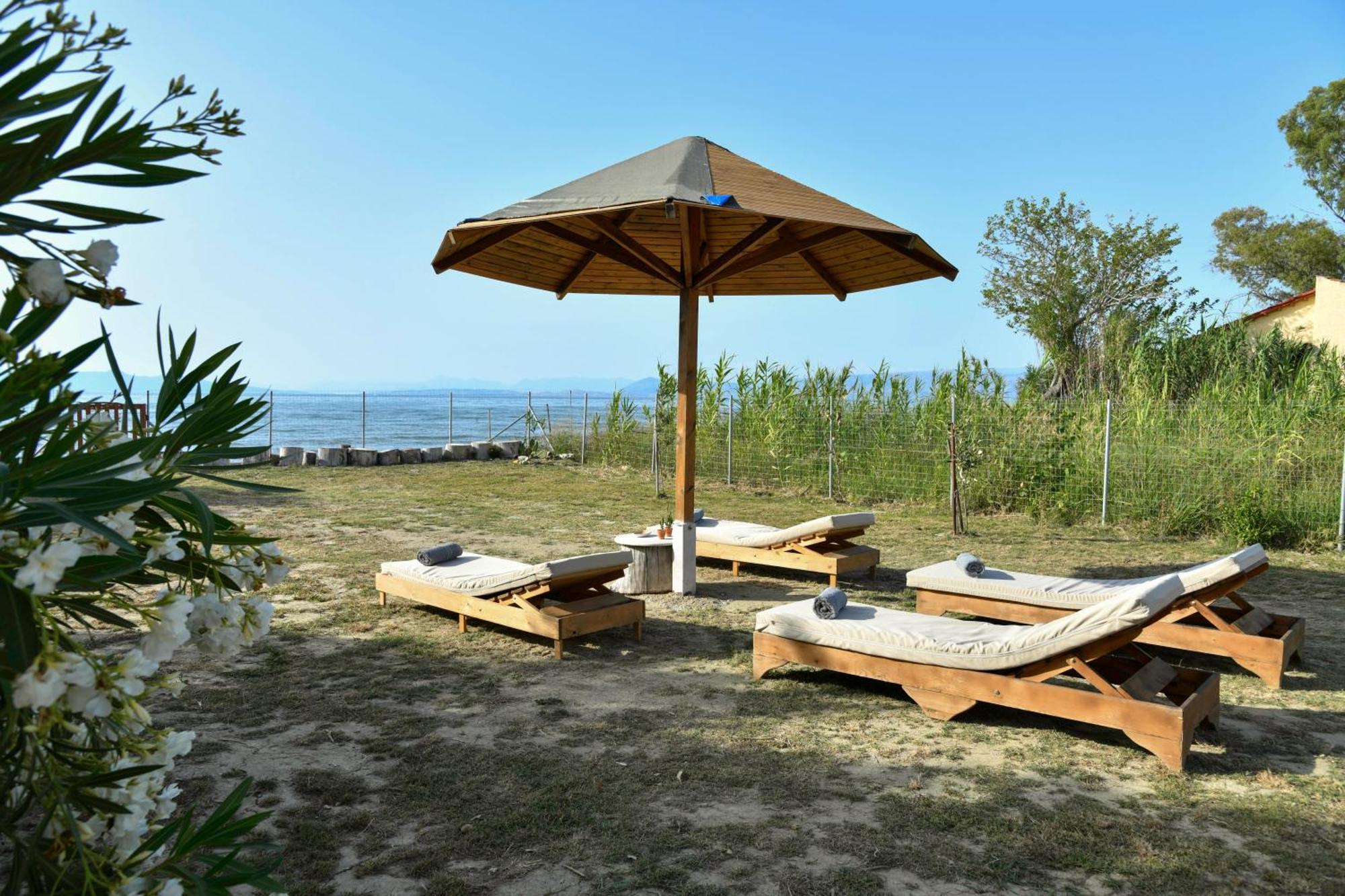 Vasilikis Sea House Villa Lefkímmi Buitenkant foto
