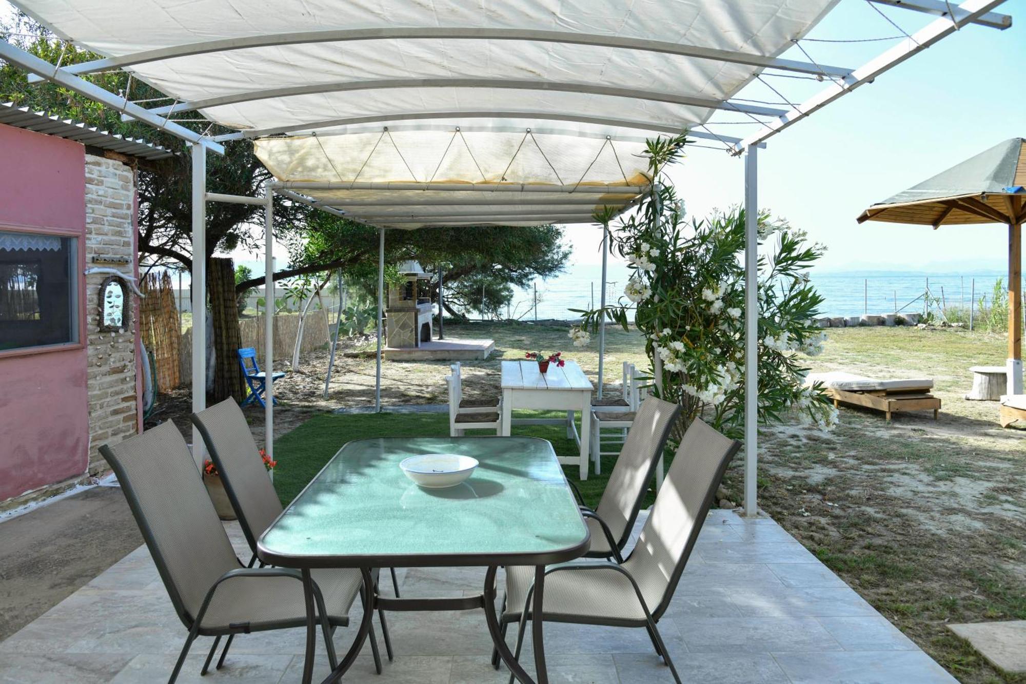 Vasilikis Sea House Villa Lefkímmi Buitenkant foto